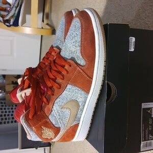 🔥 Nike Air Jordan 1 mid men's size 9.5